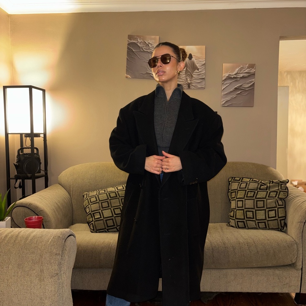 Oscar De La Renta Wool & Cashmere Men's Black Overcoat